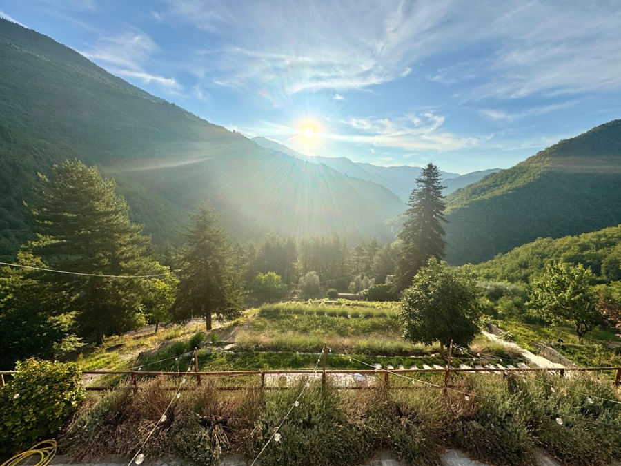 I giardini a terrazze sulla valle